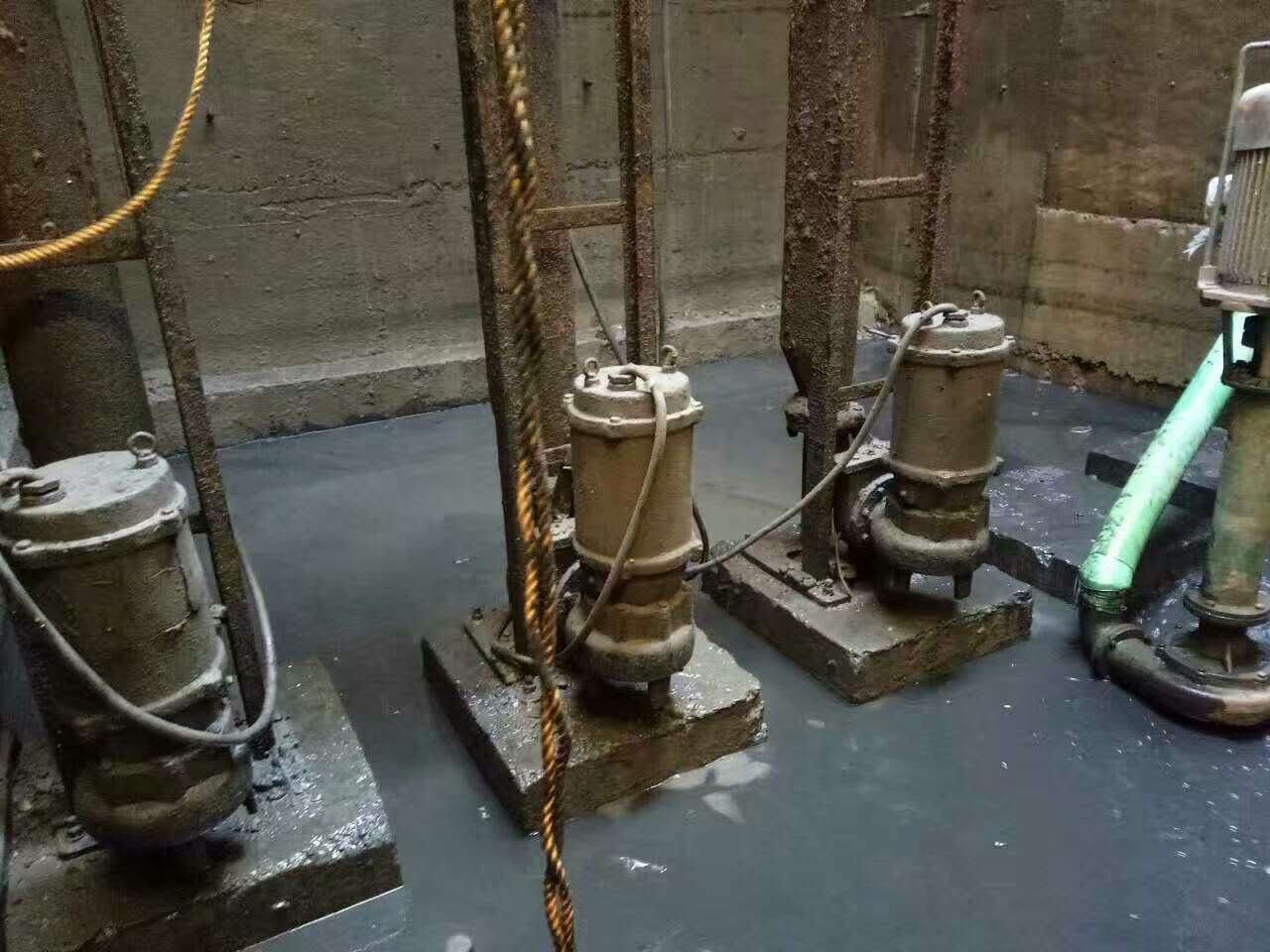 垦利污水池清理